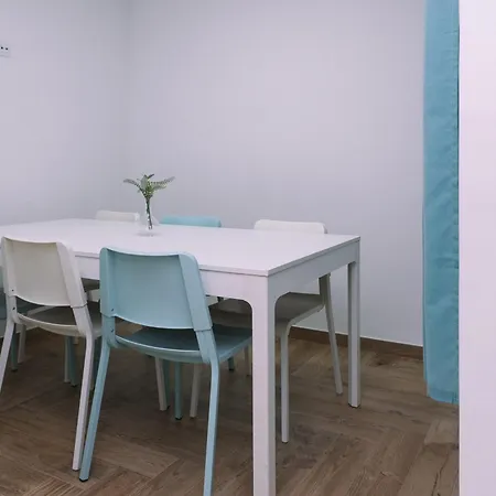 Apartmán Elegante Nuevo Y Acogedor By *